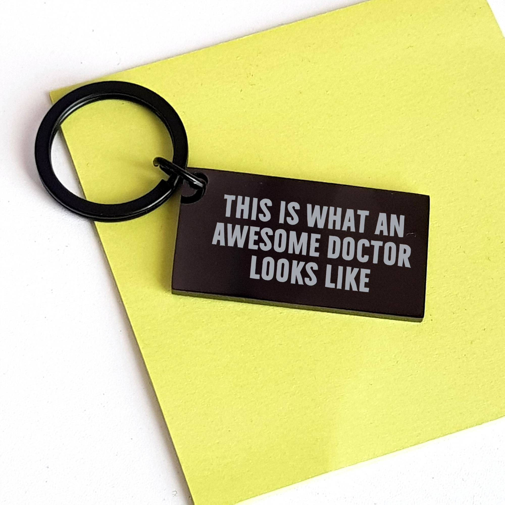 Funny Doctor Keychain Gifts for Men from Family - This Is What An Awesome Doctor Looks Like - Image 3